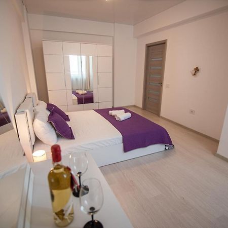 Apartamento Apartament Mony- Mamaia Nord Năvodari Exterior foto